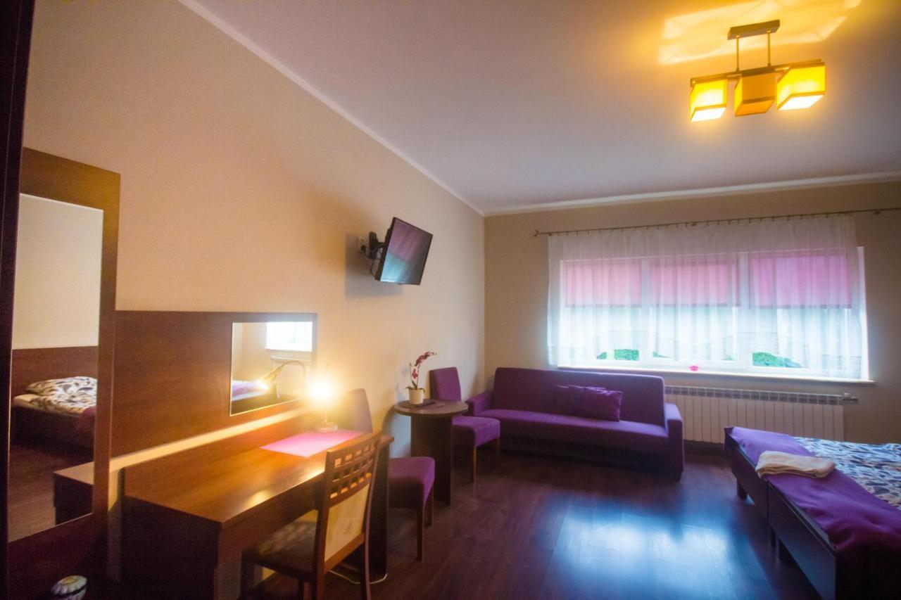 Hostel Soleil Kutno Eksteriør bilde